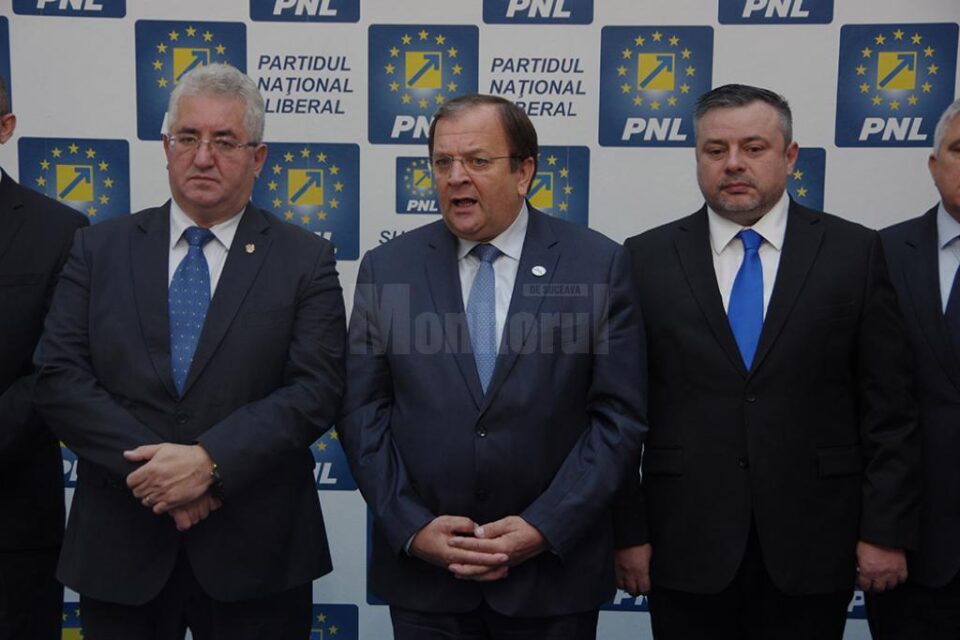 Ion Lungu, Gheorghe Flutur și Ioan Balan sunt convinși de succesul PNL Suceava la alegerile parlamentare