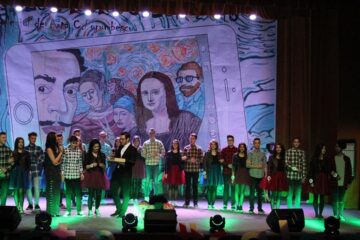 Miss și Mister Boboc la Colegiul de Artă “Ciprian Porumbescu”, aleși după un spectacol “Selfie time”
