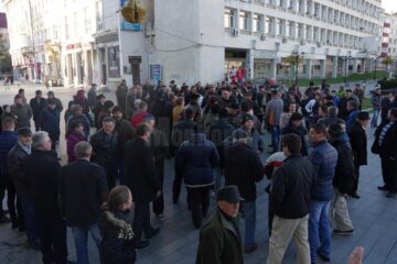 ALDE Suceava a început campania printr-un flashmob care a redat din oameni harta județului