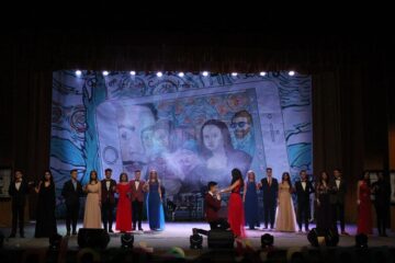 Miss și Mister Boboc la Colegiul de Artă “Ciprian Porumbescu”, aleși după un spectacol “Selfie time”