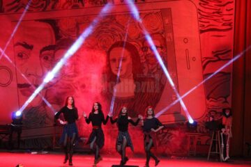 Miss și Mister Boboc la Colegiul de Artă “Ciprian Porumbescu”, aleși după un spectacol “Selfie time”