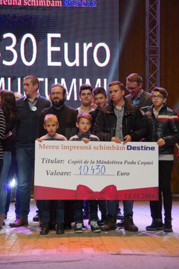 10.430 de euro adunați din vânzarea de bilete și donații, la evenimentul „Mereu împreună schimbăm Destine”