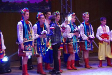 10.430 de euro adunați din vânzarea de bilete și donații, la evenimentul „Mereu împreună schimbăm Destine”