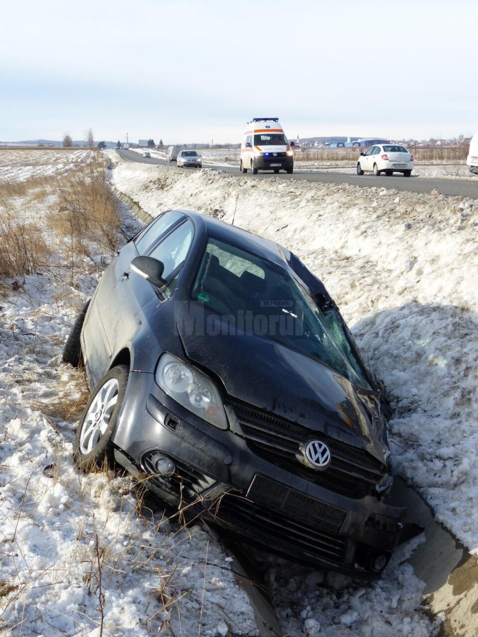 Un grav accident rutier în care au fost angrenate trei autoturisme a avut loc la intrarea în localitatea Ilișești Un grav accident rutier în care au fost angrenate trei autoturisme a avut loc la intrarea în localitatea Ilișești