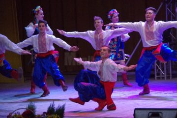 10.430 de euro adunați din vânzarea de bilete și donații, la evenimentul „Mereu împreună schimbăm Destine”
