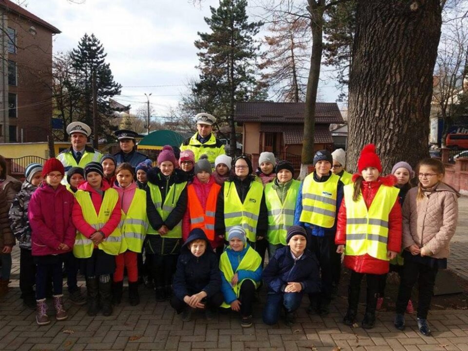 „Săptămâna educației rutiere”, la Școala „Petru Mușat” Siret