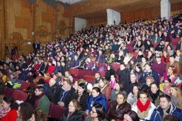 10.430 de euro adunați din vânzarea de bilete și donații, la evenimentul „Mereu împreună schimbăm Destine”