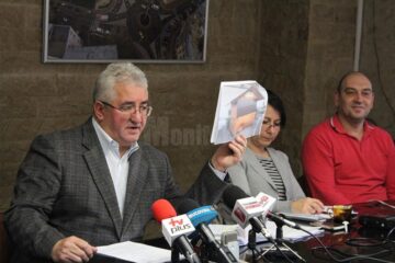 Noile căsuțe de lemn pentru Târgul de Crăciun din centrul Sucevei