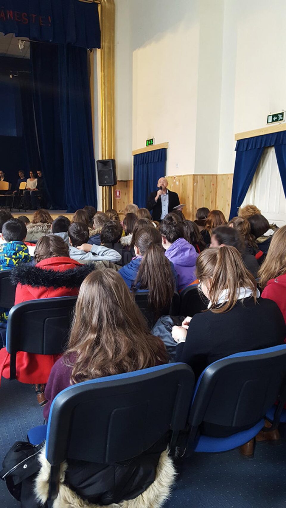 „Cunoaște-te! Învinge dependența!”, activități interactive la Colegiul Național „Dragoș Vodă”