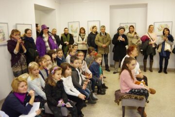 Artista plastică Ana-Maria Ovadiuc a lansat cartea pentru copii „Trei pisici și un ghem pătrat”