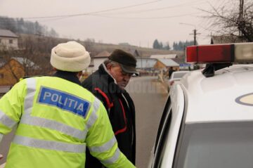 Șoferul care a produs accidentul a fost transportat la spital, pentru a i se recolta probe de sânge