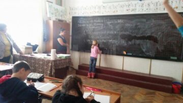 Schimb de rol. 20 de copii au fost pentru o zi pompieri, avocați, piloți, profesori sau medici