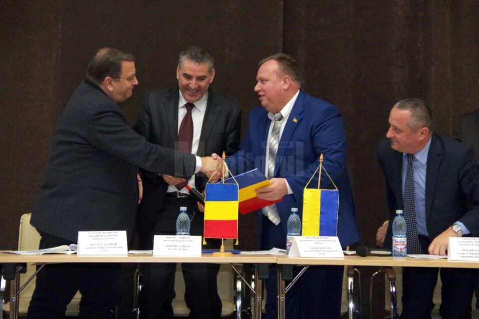 Orașul Siret și raionul Hliboca vor să depună proiecte europene comune în valoare de 5,6 milioane de euro