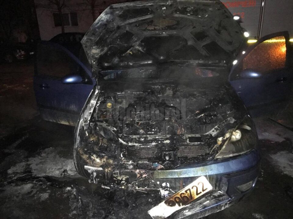 Ce a mai rămas din mașină