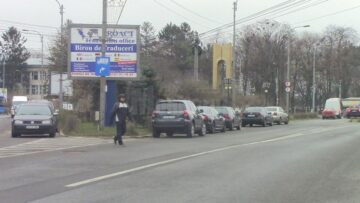 Peste 50 de pietoni au traversat neregulamentar pe lângă polițiști în civil