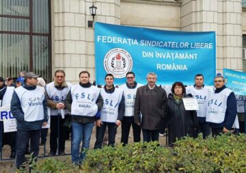 Sindicaliști din toată țara au cerut oficialilor de la București plata dobânzilor datorate