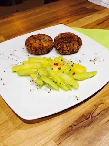 Cartofi cu pifteluțe cu quinoa