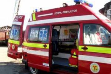 Copilul a fost dus la București cu ambulanța SMURD