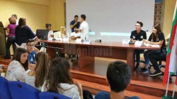 Reprezentații Liceului „Mihai Eminescu” Dumbrăveni au participat la o vizită de schimb în cadrul proiectului „Forensics and Creative Theatre”