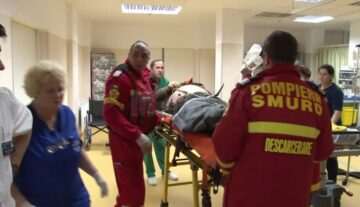 Un universitar de la Facultatea de Silvicultură a descărcat arma în piciorul unui coleg, la o vânătoare de mistreți