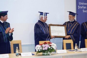USV a înmânat titlul de Doctor Honoris Causa prof. Jozef Vander Sloten, din Belgia