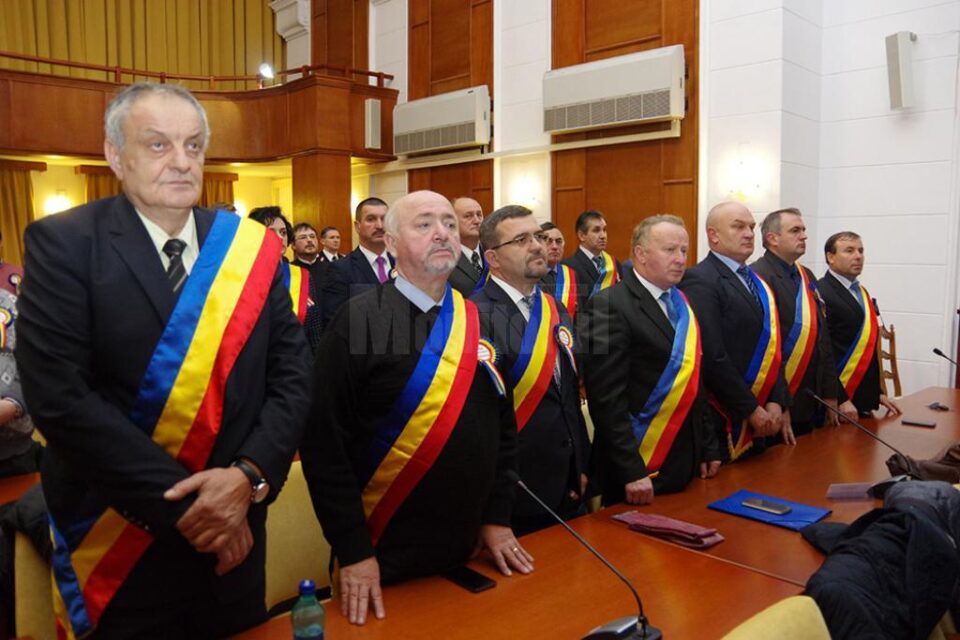 ÎPS Pimen a binecuvântat ședința solemnă a Consiliului Județean Suceava, de Ziua Bucovinei