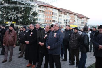 Târgul de Crăciun din centrul Sucevei a fost inaugurat de Ziua Bucovinei