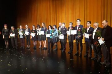 Olimpicii internaționali din județ au fost premiați luni de Ministerul Educației