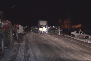 Carosabilul era acoperit cu zăpadă și gheață