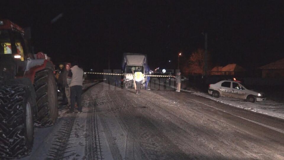 Carosabilul era acoperit cu zăpadă și gheață