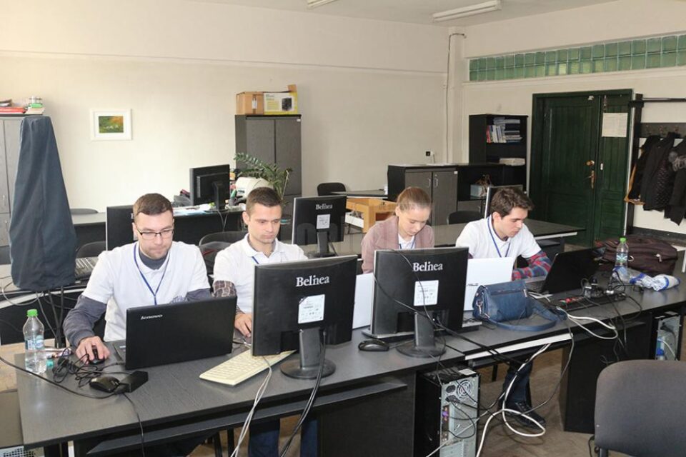 Competiția s-a desfășurat pe durata a 24 de ore, fără întrerupere