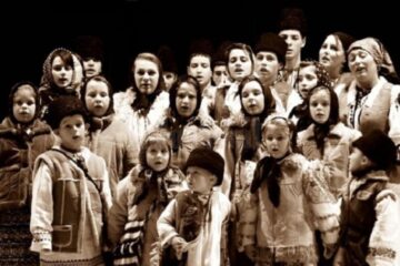 Sărbătoarea obiceiurilor de iarnă „Florile Dalbe”, la Cernăuți