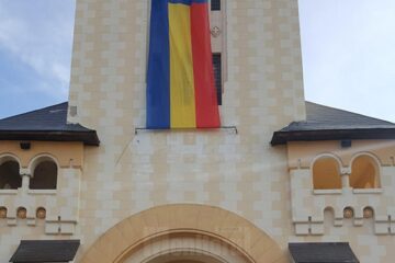 Membrii soliei în Cetatea Alba