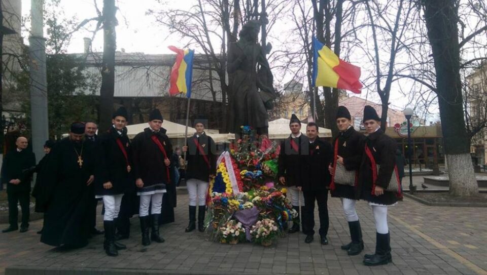 Acțiuni de Ziua Națională a României, la Cernăuți