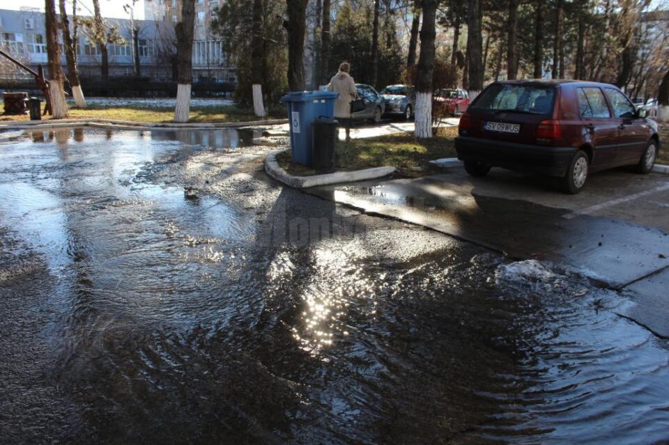 Inundatie provocata din curtea DGASPC