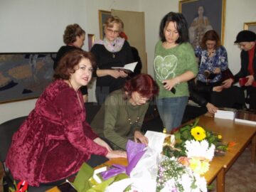„Mălina”, un roman în care Grațiela Țurțu „contabilizează viață cu o puternică aromă autobiografică”