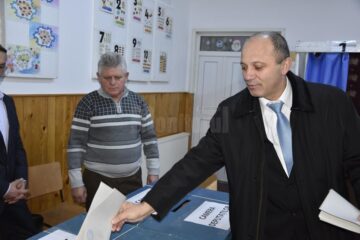Cadariu: "Sper ca oamenii să voteze de așa manieră încât să dea șansa acestui județ ca în următorii patru ani să se dezvolte în continuare"