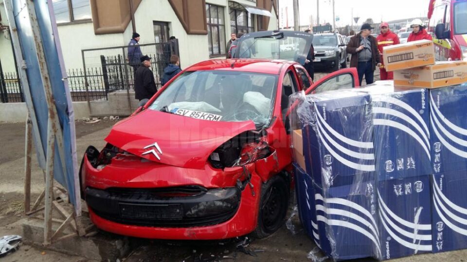Accidentul a avut loc sâmbătă dimineață, în jurul orei 8.50, pe strada Humorului