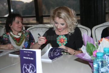 „Manual de stări”, o călătorie de cunoaștere a sinelui propusă de Brîndușa Sorina Bialy