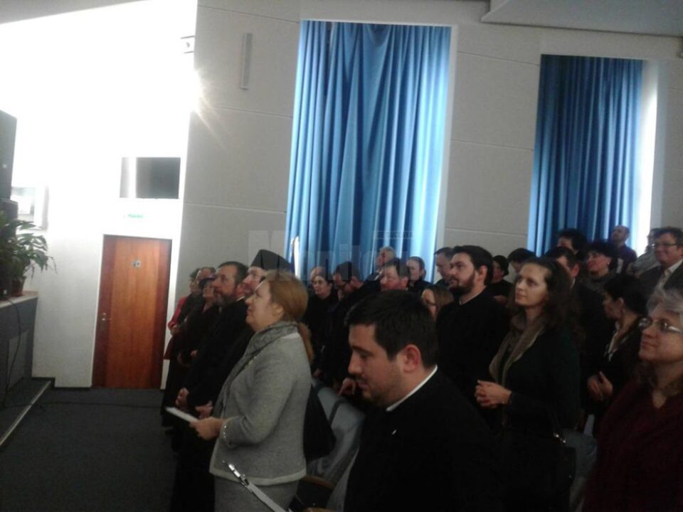 Concertul de colinde „Noapte de Crăciun”, un succes, pe scena Auditoriumului „Joseph Schmidt”