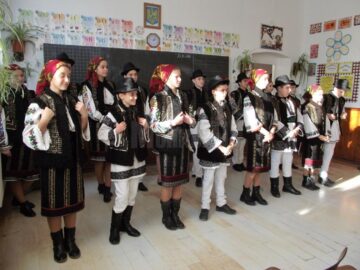 „Dialogul Artelor”, la Școala Gimnazială Pârteștii de Sus