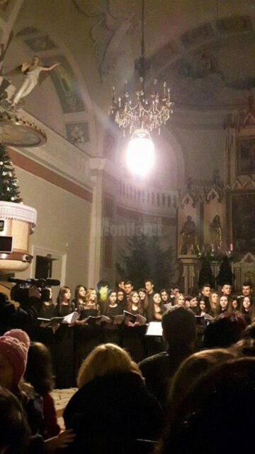 Concertul de Crăciun al formațiilor corale ale Colegiului de Artă „Ciprian Porumbescu”, aplaudat de peste 400 de spectatori