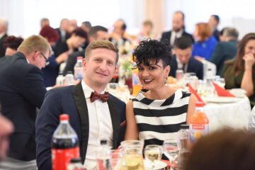Apreciere, recunoaștere și povești de viață impresionante, la ediția aniversară a Galei „Top 10 Suceveni” - Foto Artistul