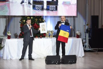 Apreciere, recunoaștere și povești de viață impresionante, la ediția aniversară a Galei „Top 10 Suceveni” - Foto Artistul