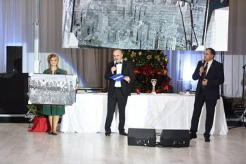 Apreciere, recunoaștere și povești de viață impresionante, la ediția aniversară a Galei „Top 10 Suceveni” - Foto Artistul