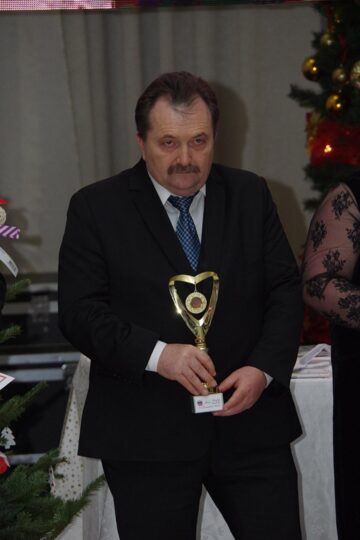 Apreciere, recunoaștere și povești de viață impresionante, la ediția aniversară a Galei „Top 10 Suceveni” - Foto Artistul