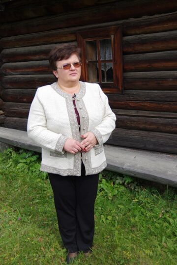 Daniela-Luminița Ceredeev - credința, voluntariatul, catedra, fețe ale aceluiași întreg