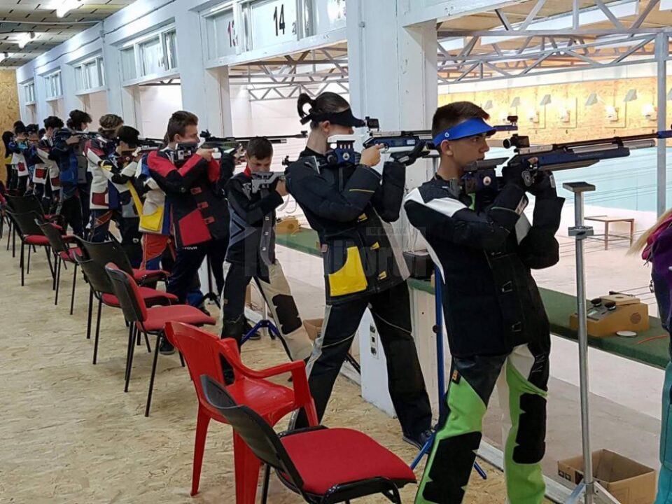 Sportivii secției de tir sportiv de la CSȘ Rădăuți au avut un sezon de excepție, cu 39 de medalii naționale