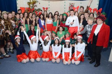 “La Hanul lui Moș Crăciun“, eveniment caritabil la Campulung Moldovenesc