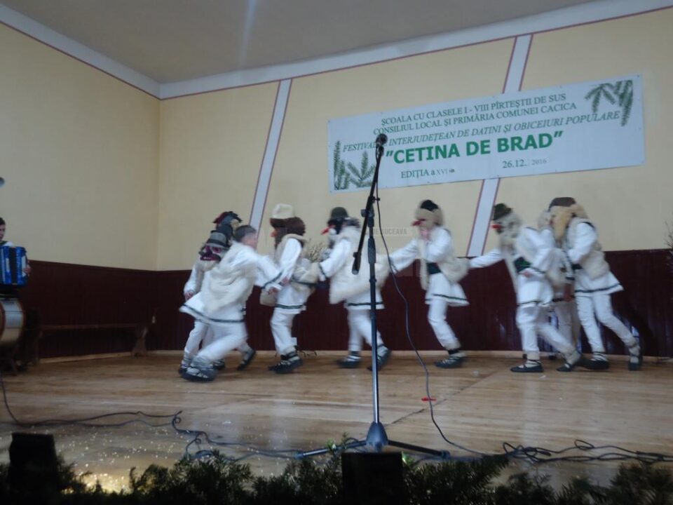 Festivalul de datini și obiceiuri populare ,,Cetina de brad” la Pârteștii de Sus